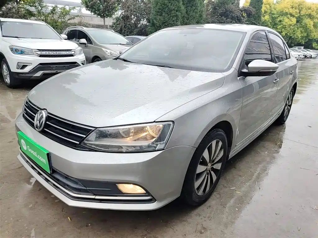 Volkswagen Sagitar 2017