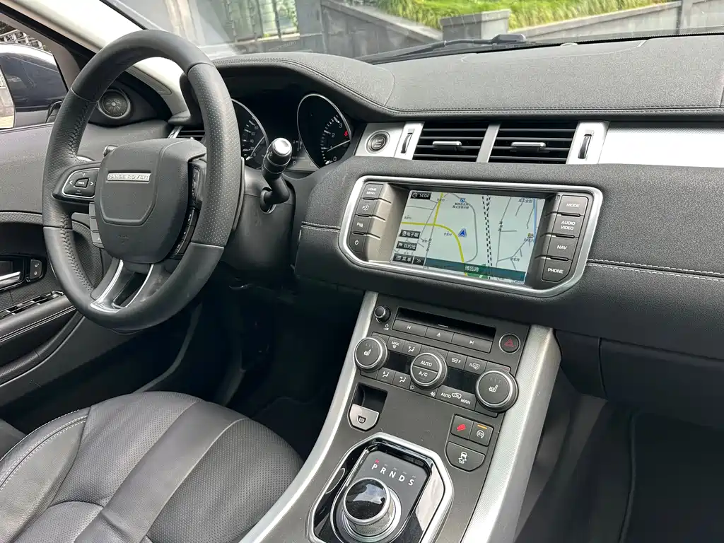 Land Rover Evoque (Import) — миниатюра 39