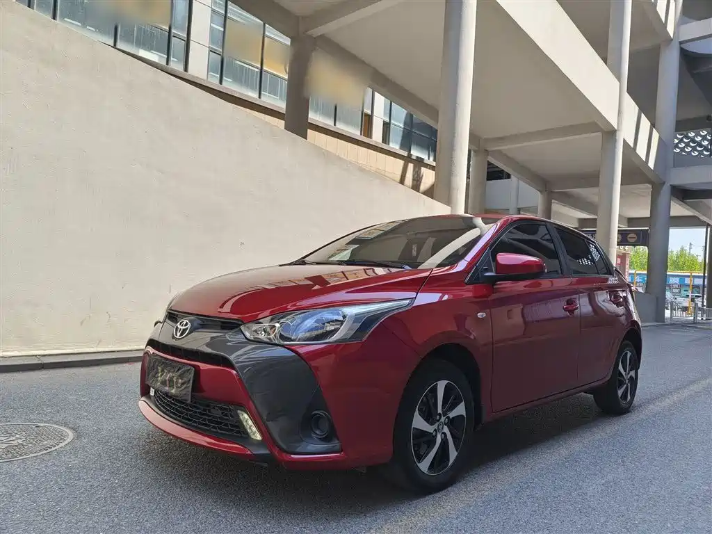 Toyota Yaris L 2019