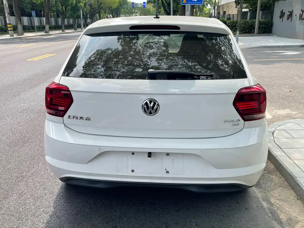 Volkswagen Polo 2021 Plus 1.5L AT
