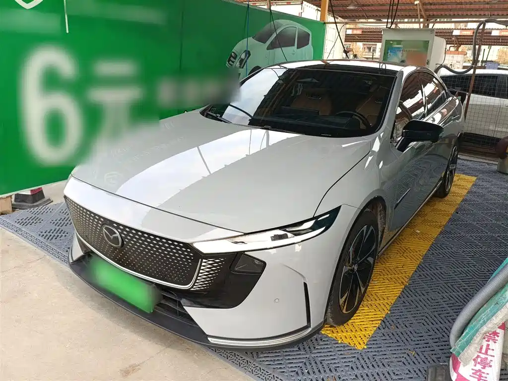 Mazda EZ-6 2025