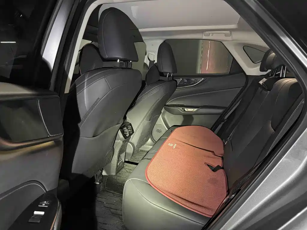 Lexus NX 2022 260