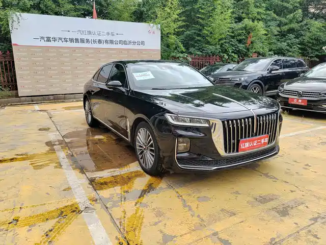 2023 Hongqi H9