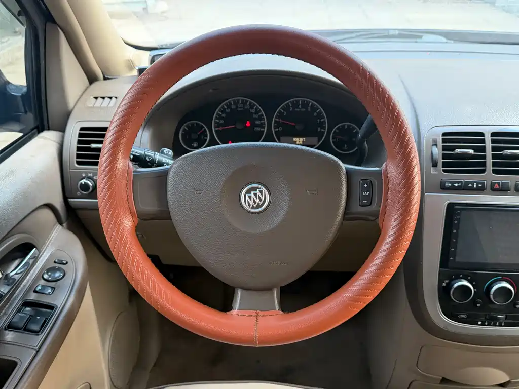 Buick GL8 2014 2.4L
