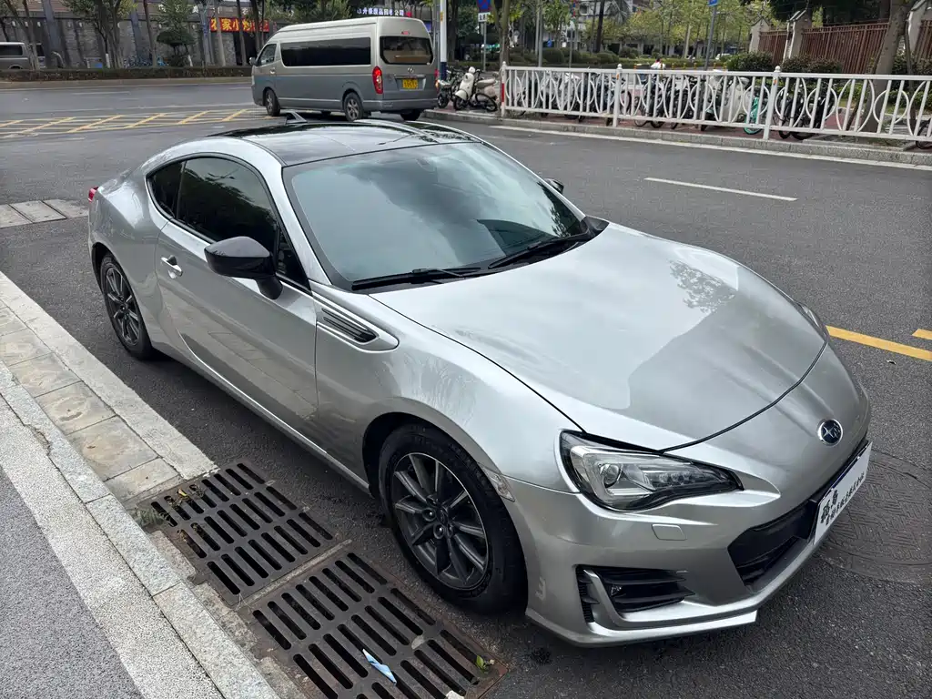 SUBARU BRZ