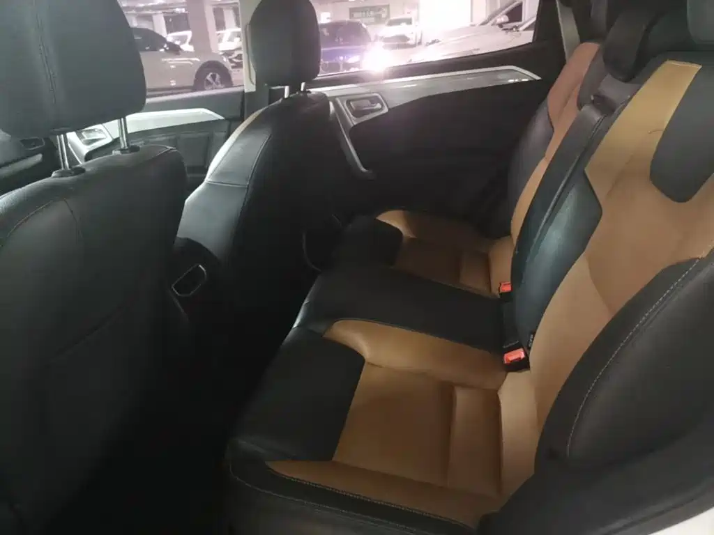 Geely Vision X6 — миниатюра 19