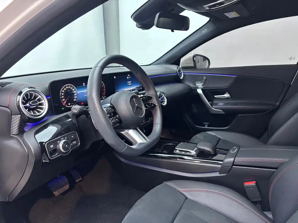 MERCEDES-BENZ A CLASS