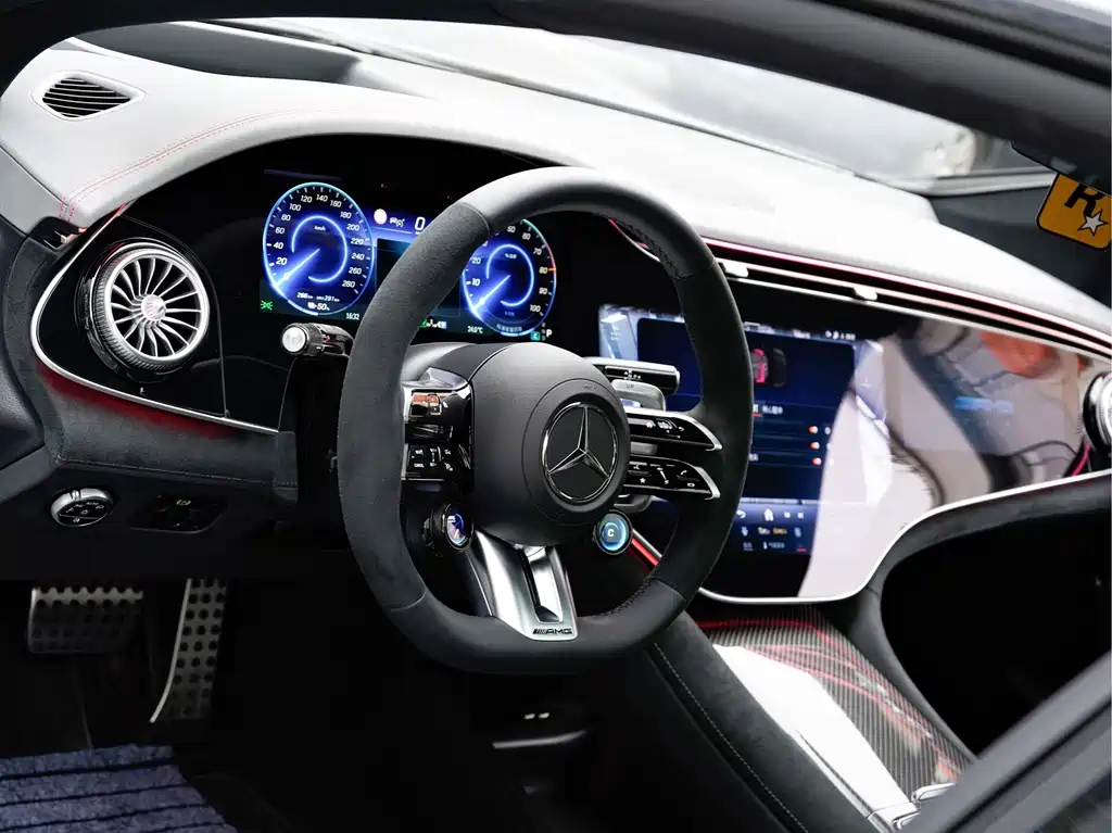 Mercedes-Benz EQE AMG — миниатюра 14