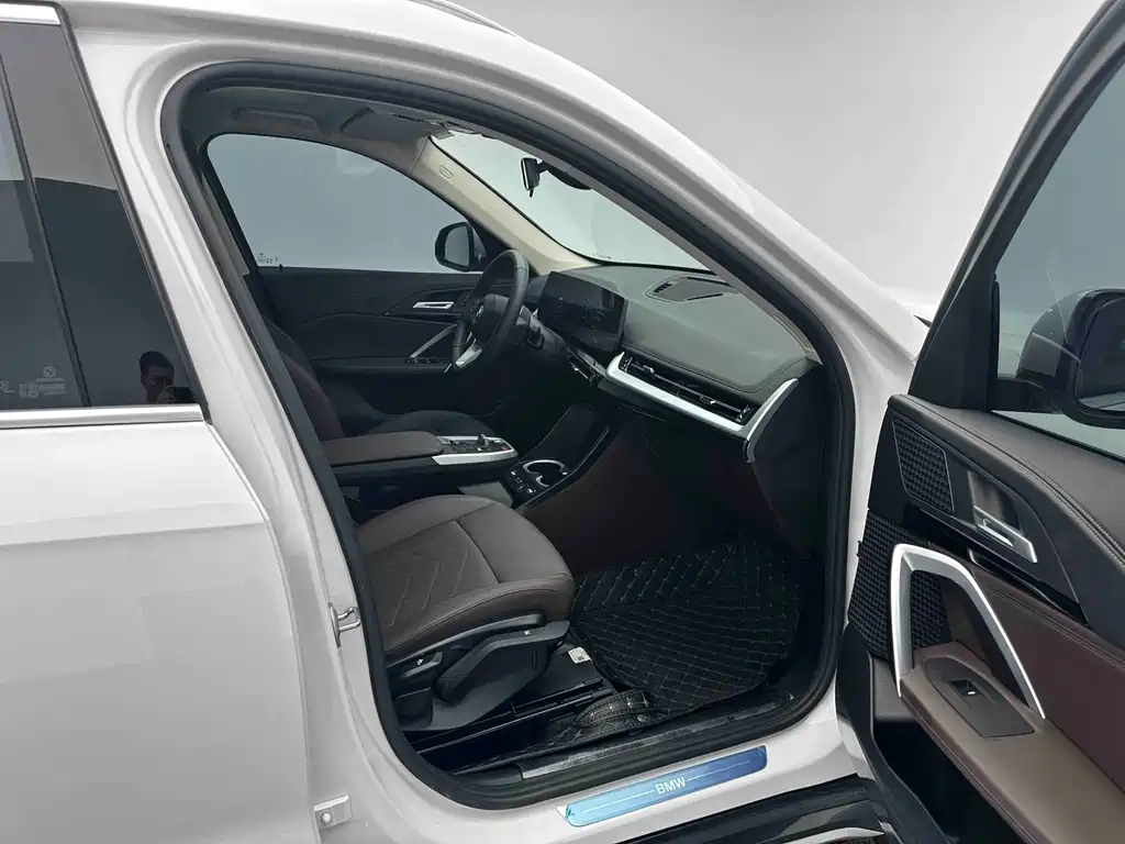 BMW X1 2023 sDrive20Li X