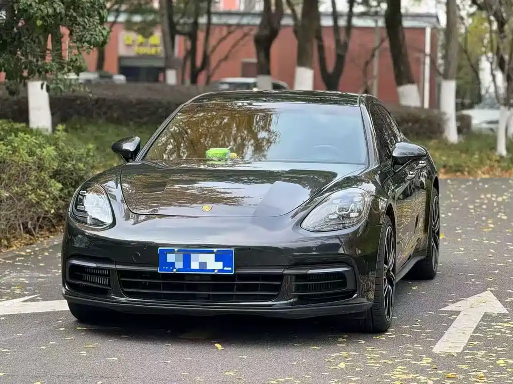 Porsche Panamera 2020
