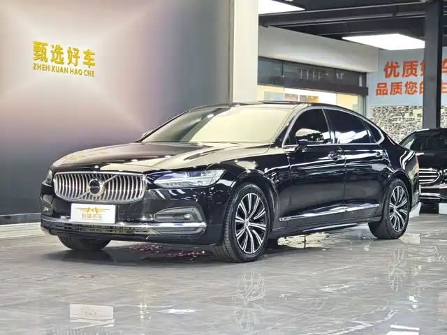 VOLVO  S90 2021