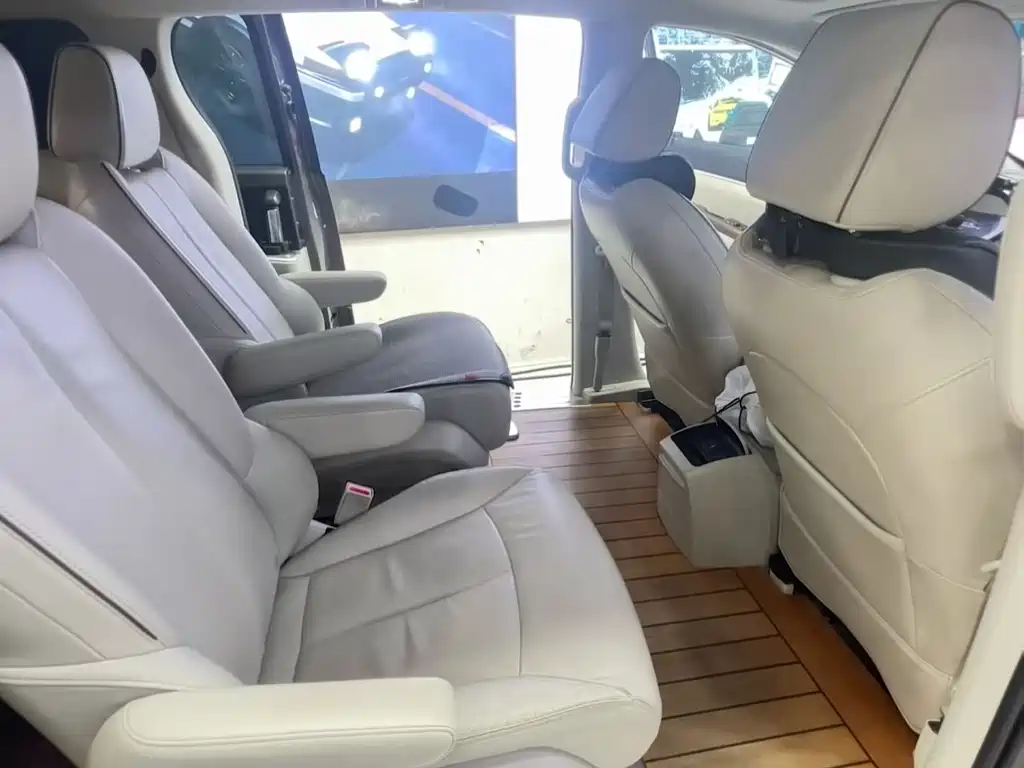 Buick GL8 2020 652T Luxury