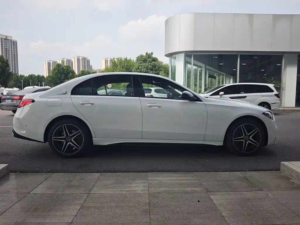 Mercedes-Benz C-Class C 2025 C 260 L Sport