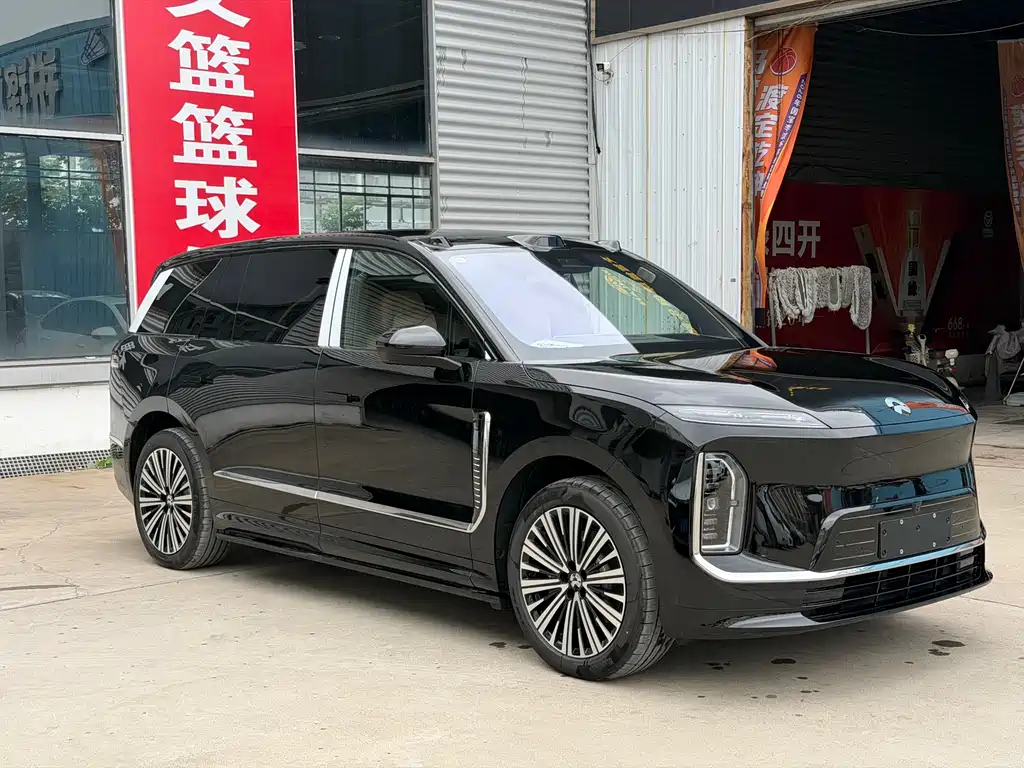 NIO ES9 2026 102kWh Executive Luxury