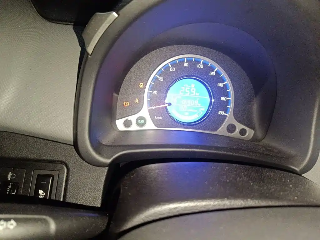 Changan Benben E-Star — миниатюра 14