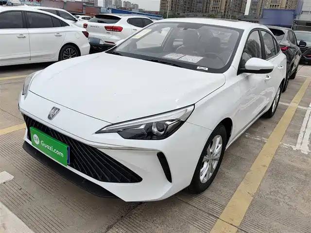 ROEWE I5
