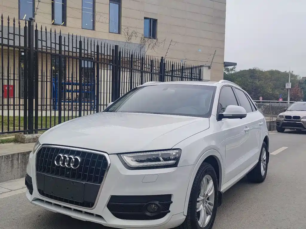 Audi Q3 2016