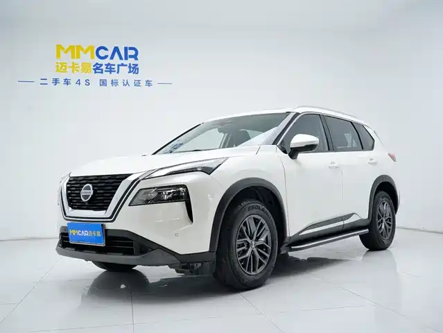 NISSAN QIJUN 2022