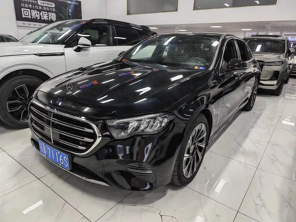 Mercedes-Benz E-Class 2024