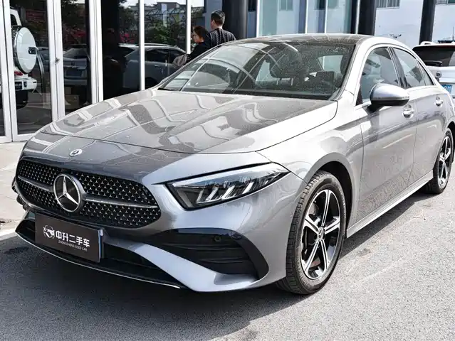 MERCEDES-BENZ A CLASS