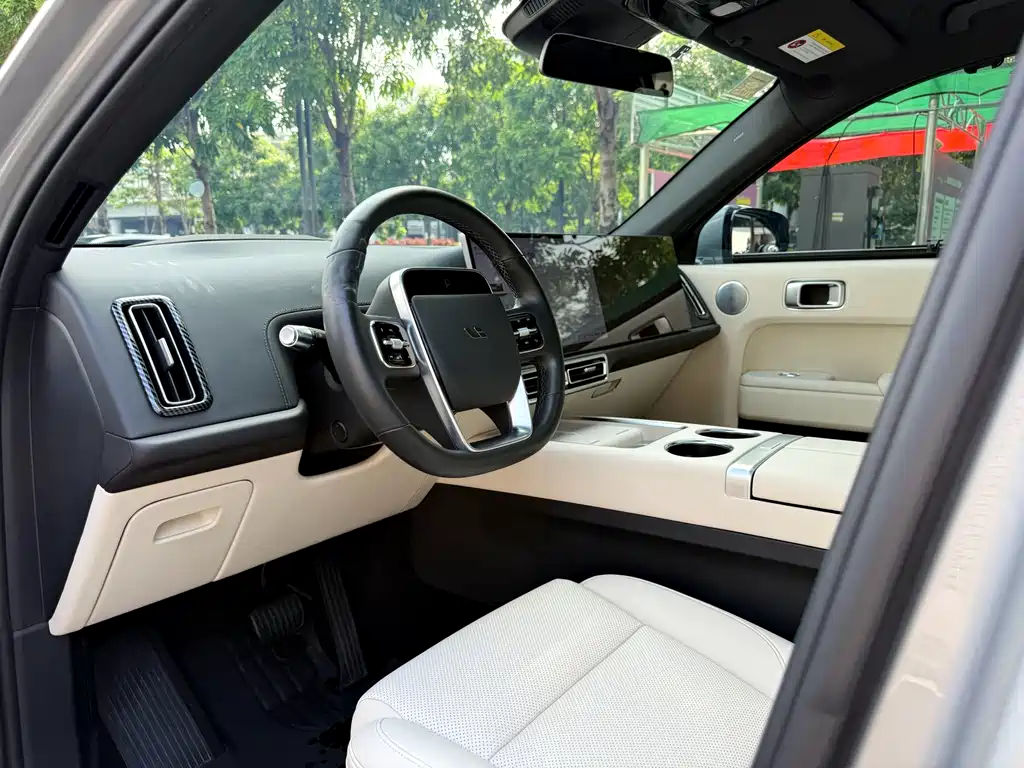 Li Auto L7 2023 Pro