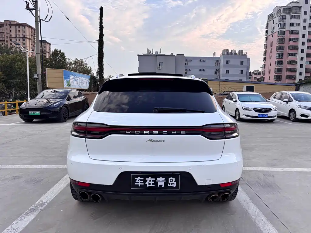 Porsche Macan — миниатюра 4