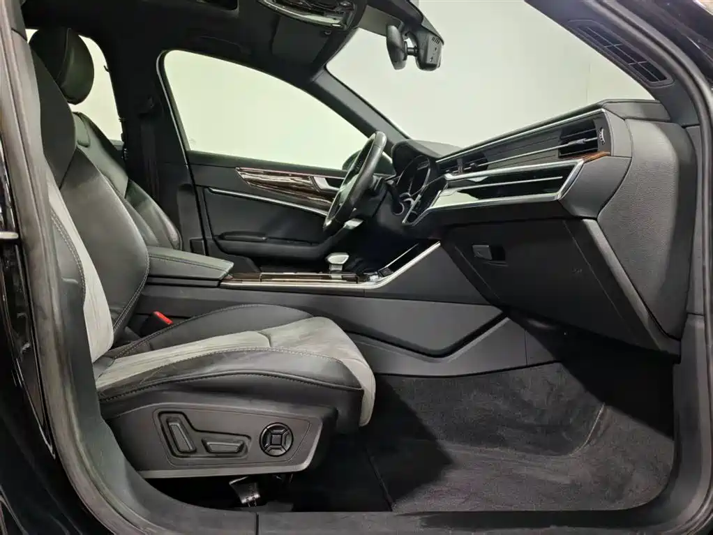 Audi A6L 2021 45 TFSI