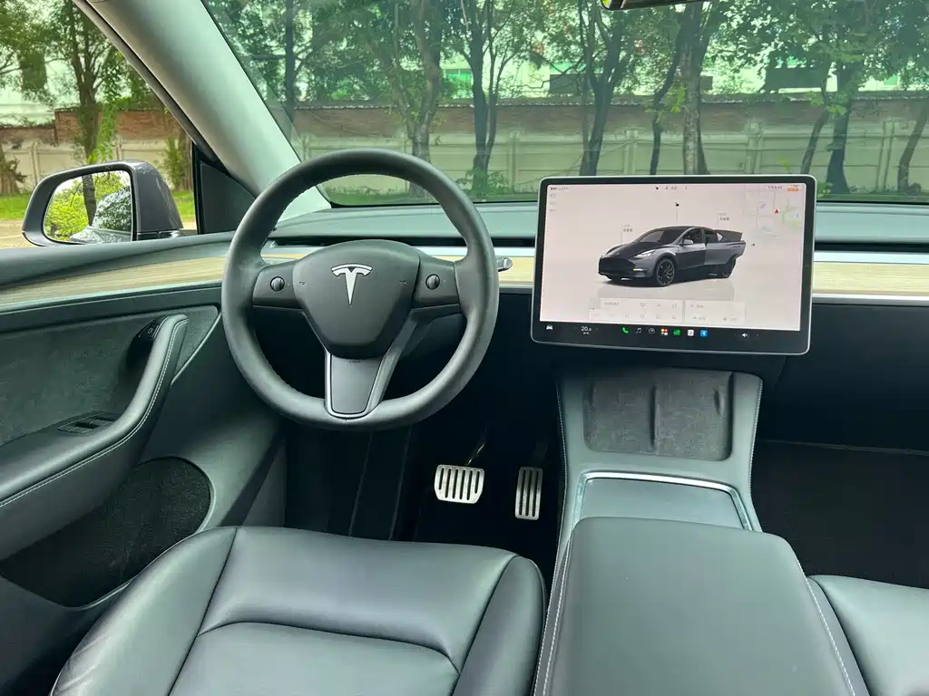 Tesla Model Y — фотографии объявления, Фото 15