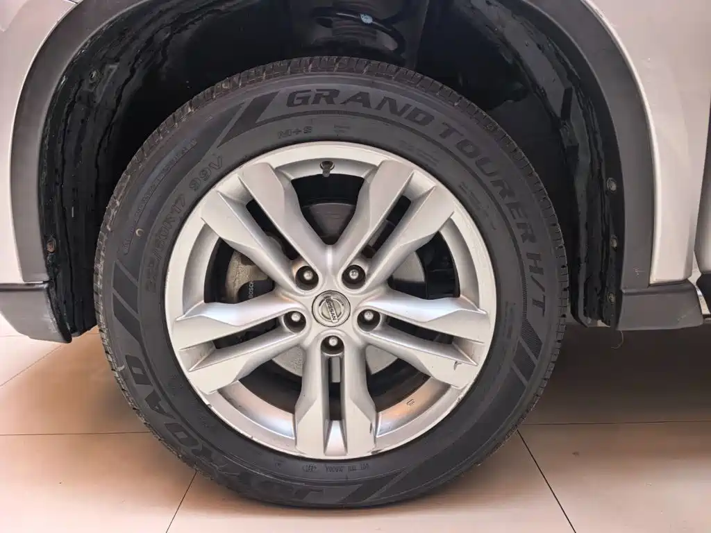 Nissan X-Trail — миниатюра 17