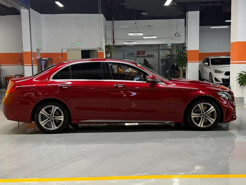 Mercedes-Benz C-Class — миниатюра 8