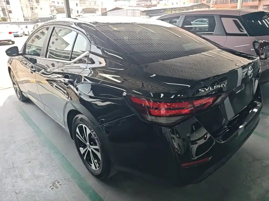 Nissan Sylphy — миниатюра 5