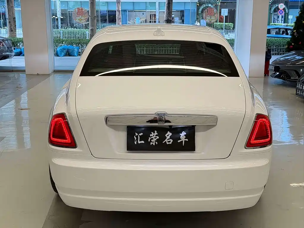 Rolls-Royce Ghost — миниатюра 13