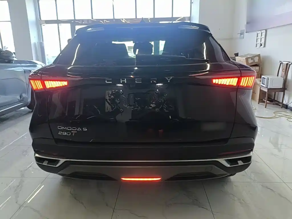 Chery Omoda — миниатюра 6