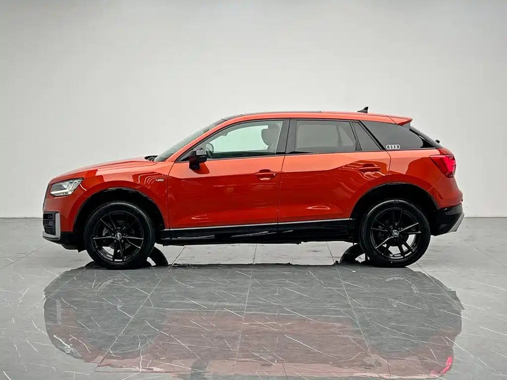Audi Q2L — миниатюра 3