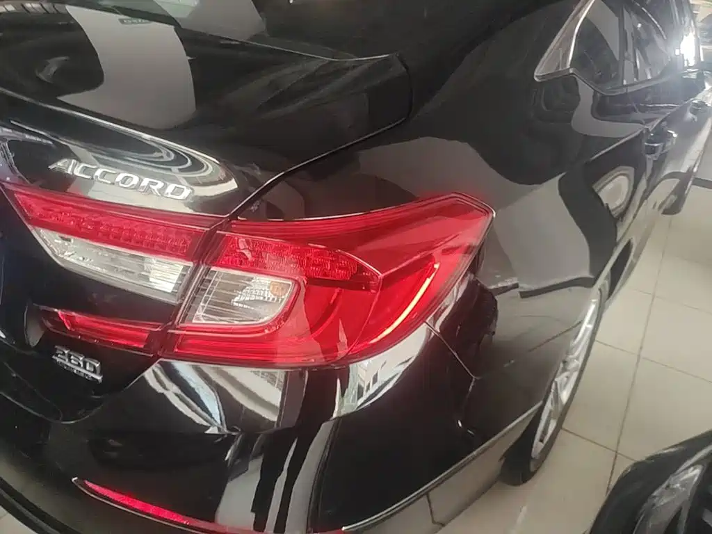 Honda Accord — миниатюра 24