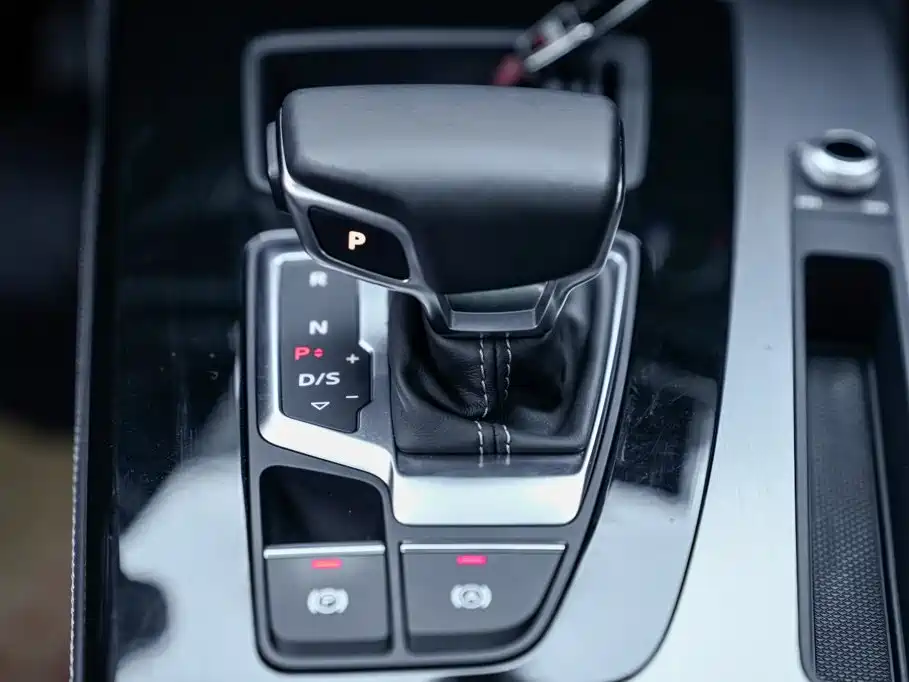 Audi Q5L — миниатюра 12