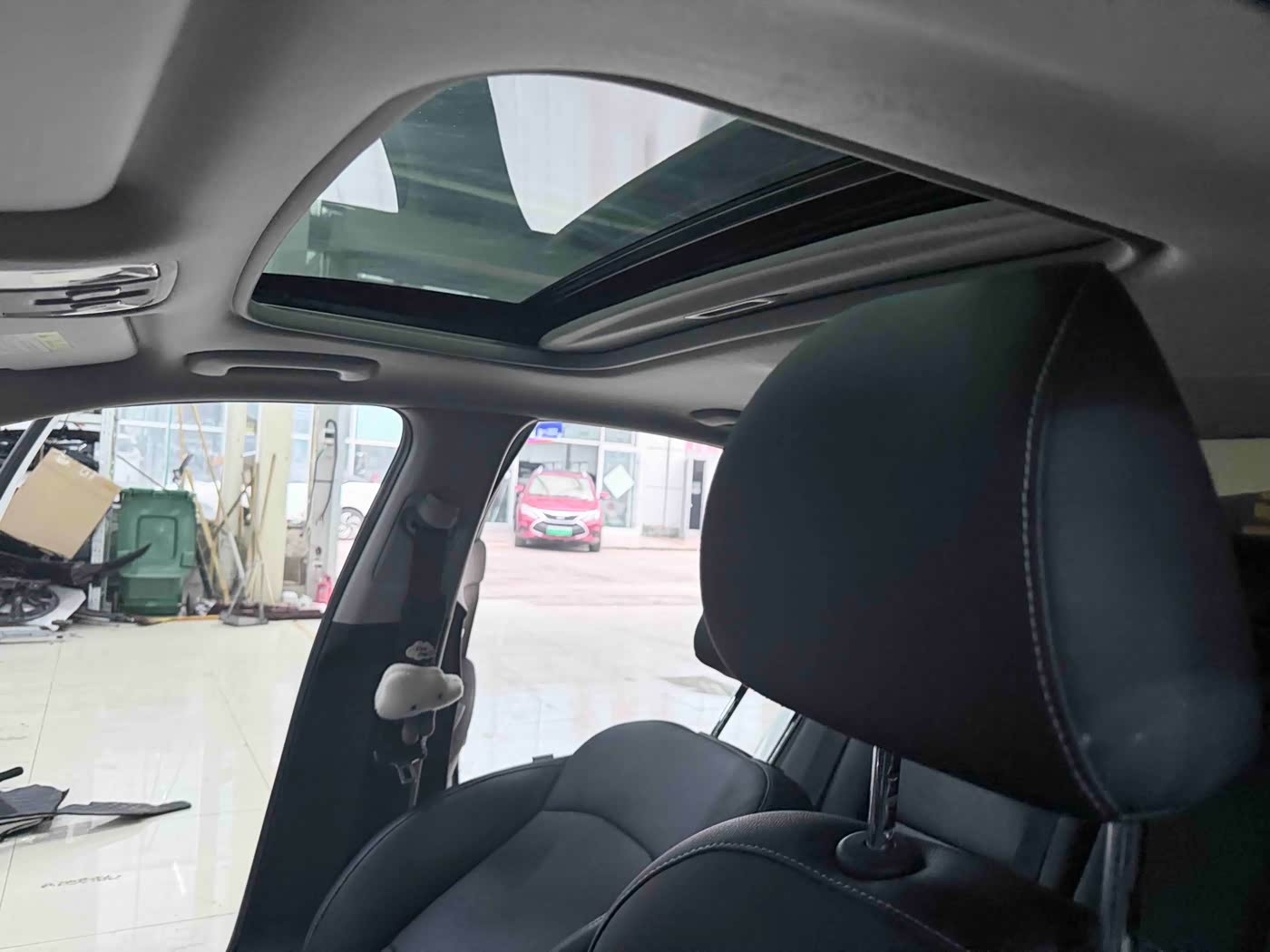 Kia K3 1.5 л 2021 г. Белый, пробег 31000 км