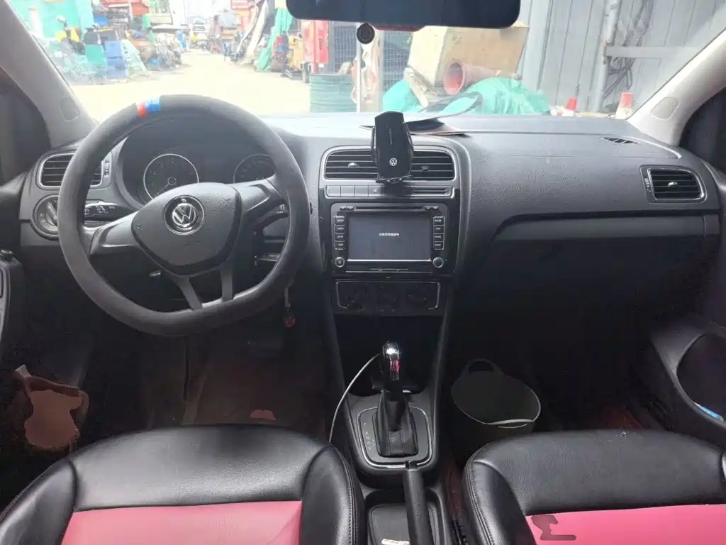 Volkswagen Polo — миниатюра 10