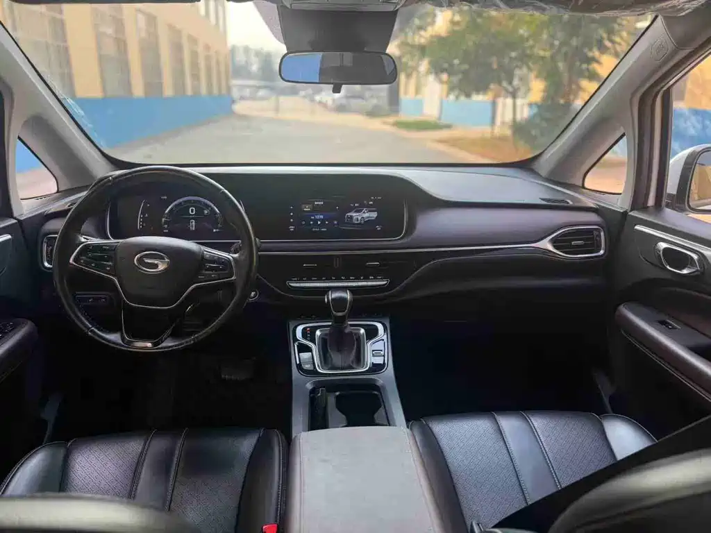 GAC Motor Trumpchi M6 — миниатюра 5