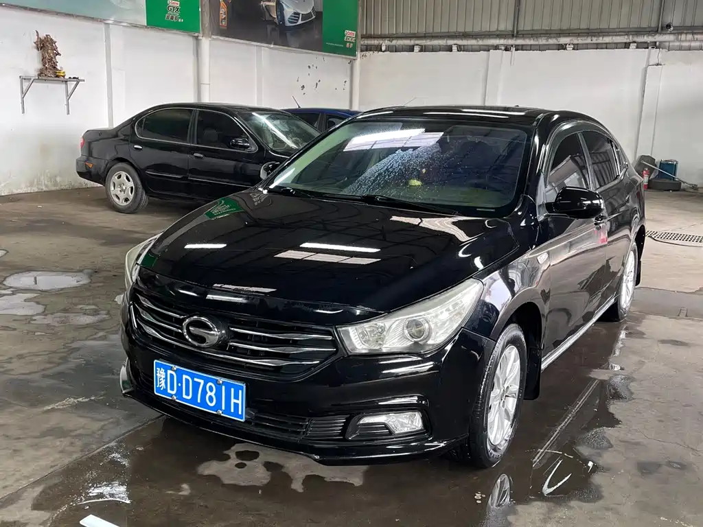 GAC Motor Trumpchi GA3S 2015