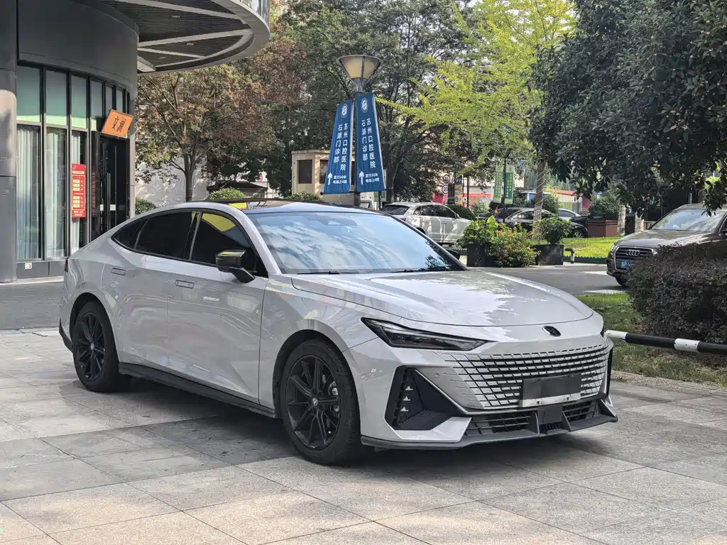 Changan UNI-V — миниатюра 10