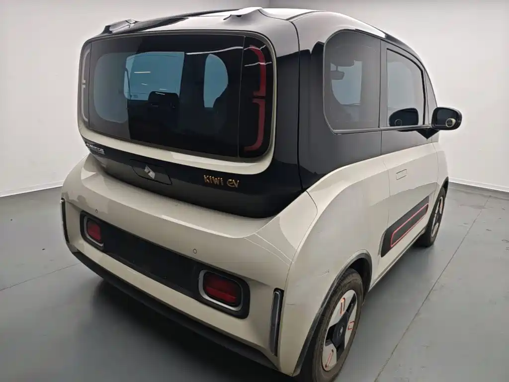 Baojun KiWi EV — миниатюра 7
