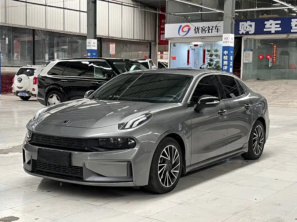 Lynk & Co 03 2022