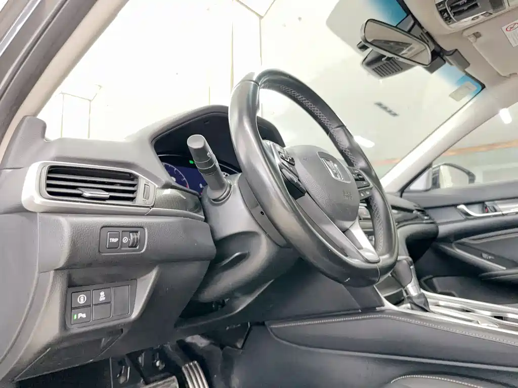 Honda Accord 2022 260TURBO Luxury