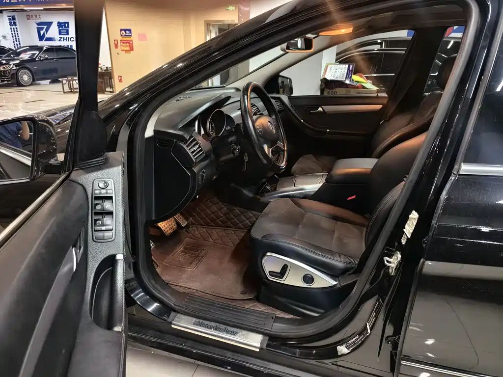 Mercedes-Benz R 2014 R 320 4MATIC