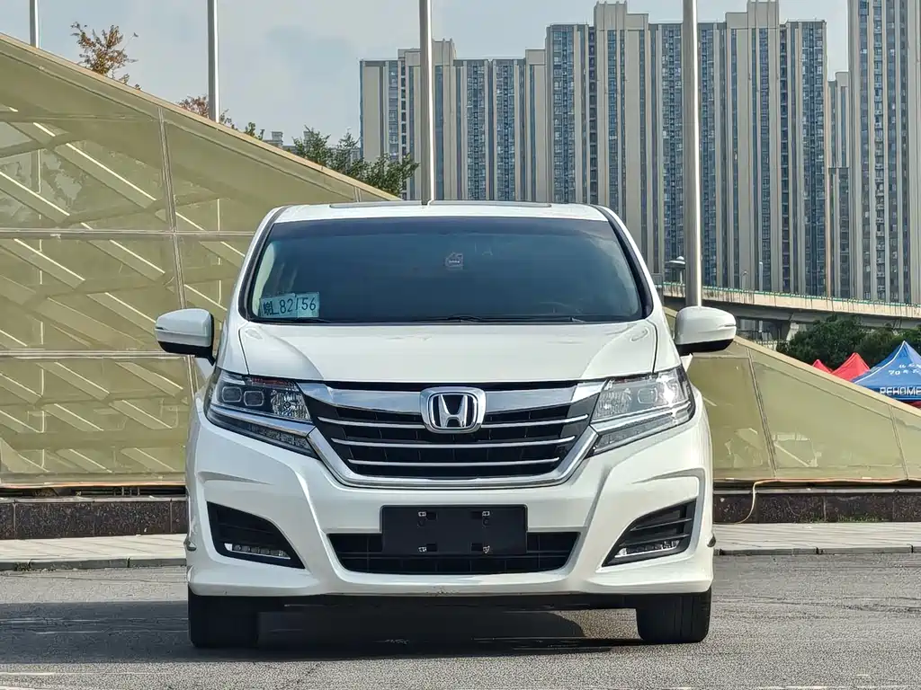 Honda Elysion — миниатюра 2