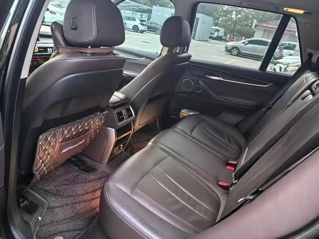 BMW X5 (Import) — миниатюра 8