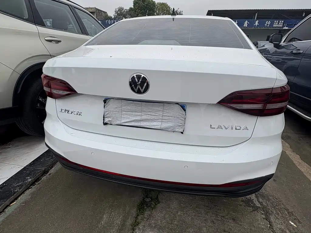 Volkswagen Lavida — миниатюра 16