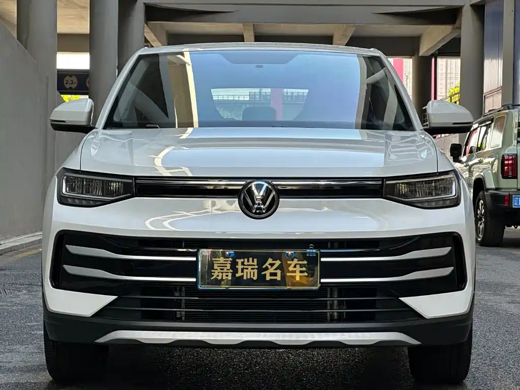 Volkswagen Tharu — миниатюра 2