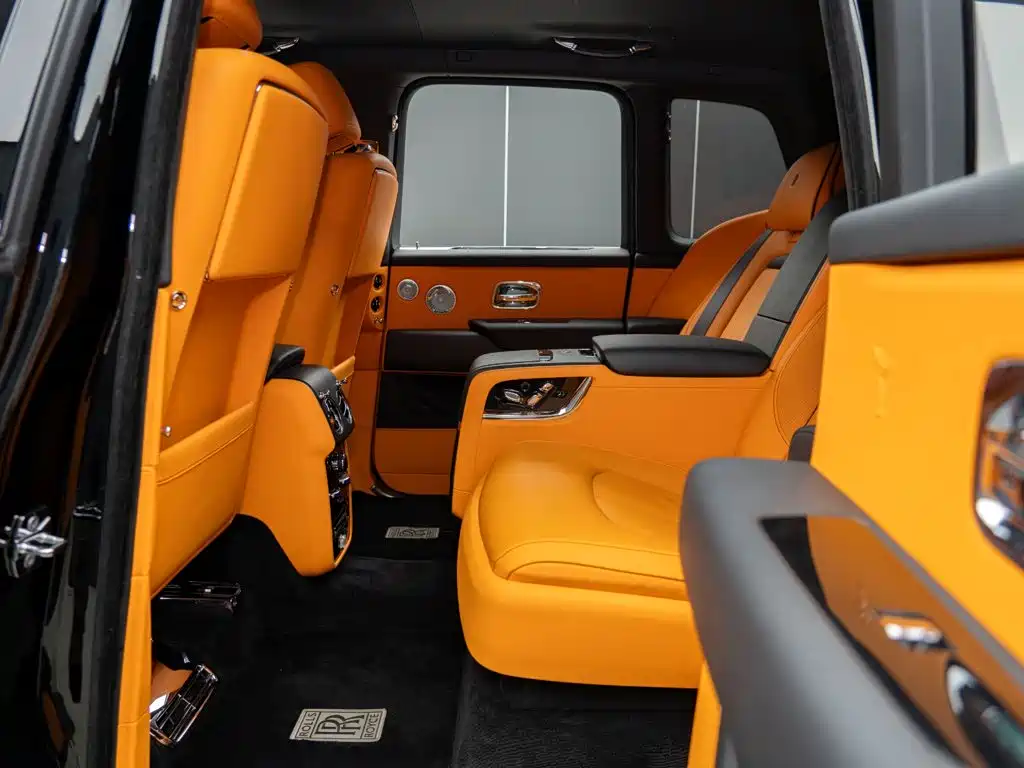 Rolls-Royce Cullinan — миниатюра 14